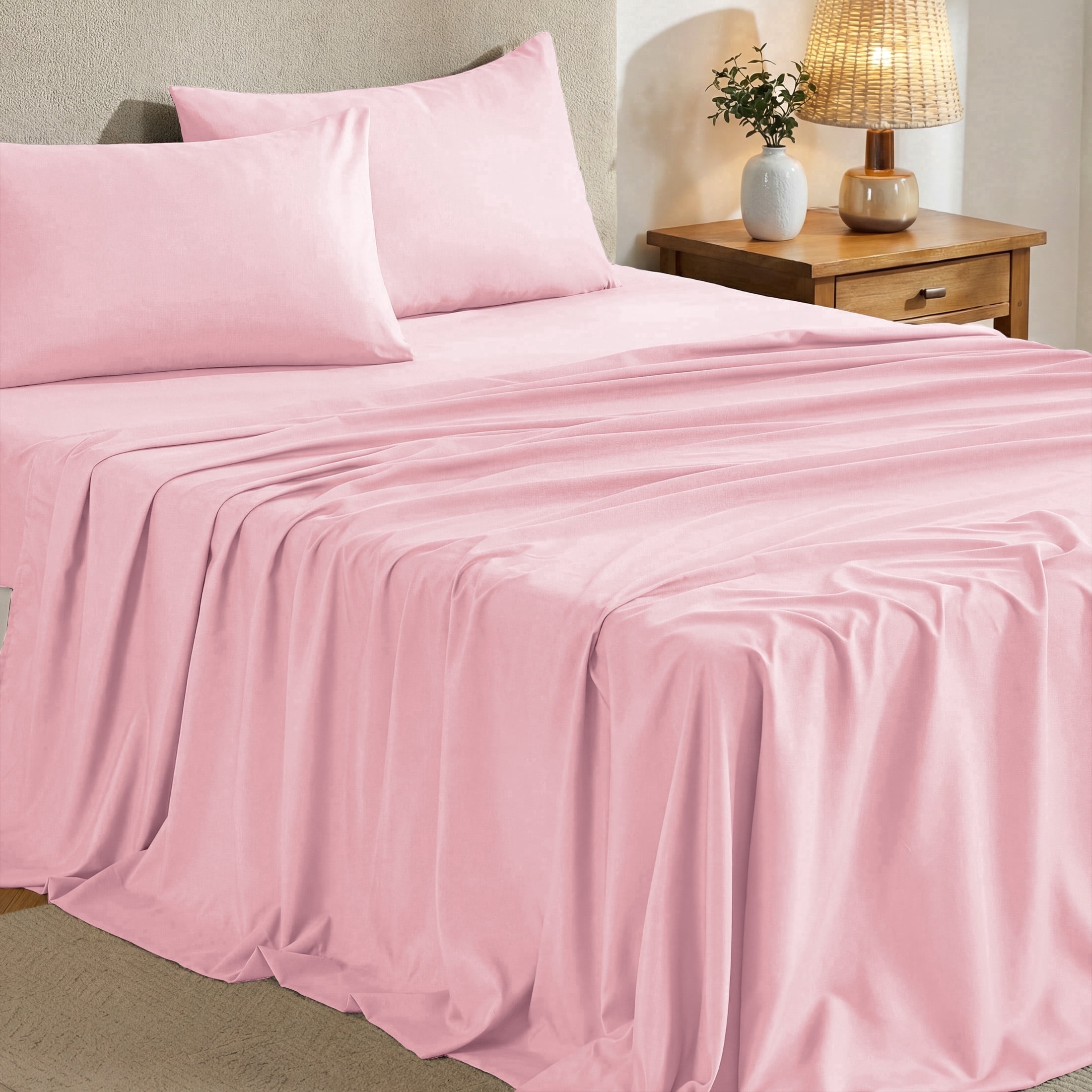 Sasttie 4-Piece Microfiber Bed Sheet Set, Deep Pocket Fitted Sheet & Pillowcases - King / Pink