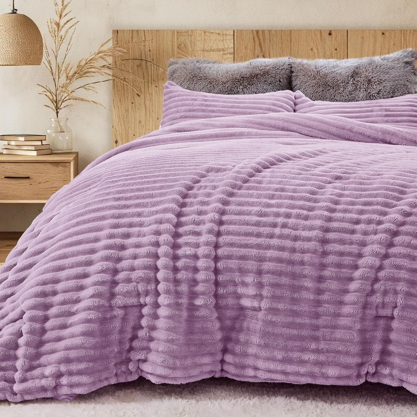 Sasttie Fluffy Queen Comforter Set, 3 PC Soft Fleece Bedding, Cream White | Marshmallow Bedding Set with 2 Pillowcases, Warm & Fuzzy Faux Fur Down Alternative, OEKO-TEX Certified
