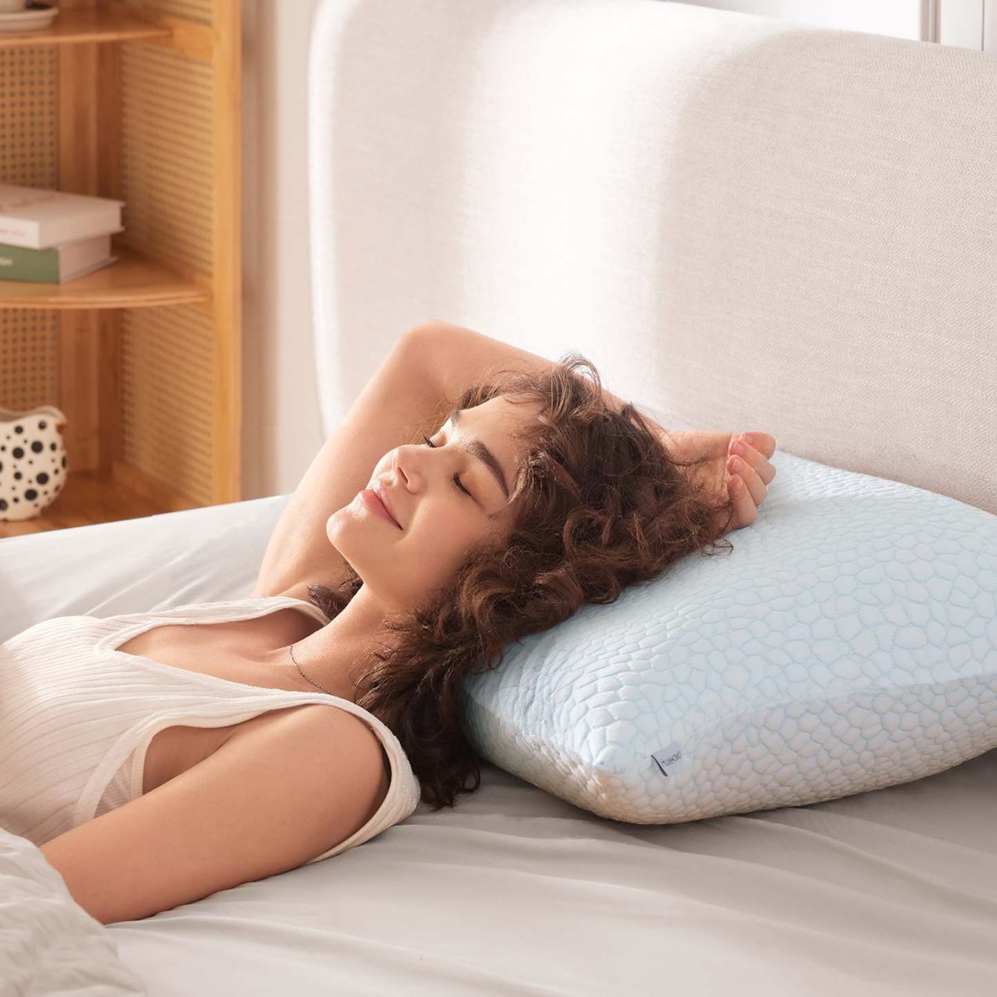 Sasttie Adjustable Shredded Memory Foam Pillows with Cooling Breathable Cover product image 1
