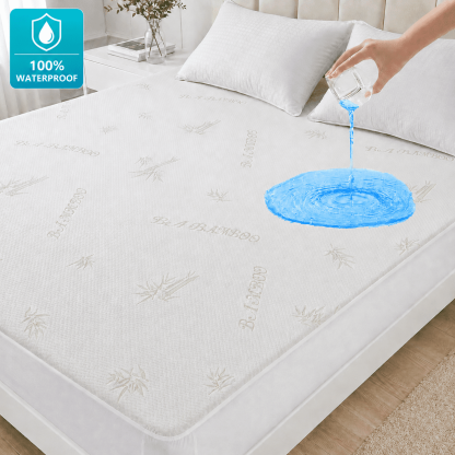 Sasttie 100% Waterproof Mattress Protector, Breathable Noiseless Deep Pocket Mattress Cover - King / 1 Pack