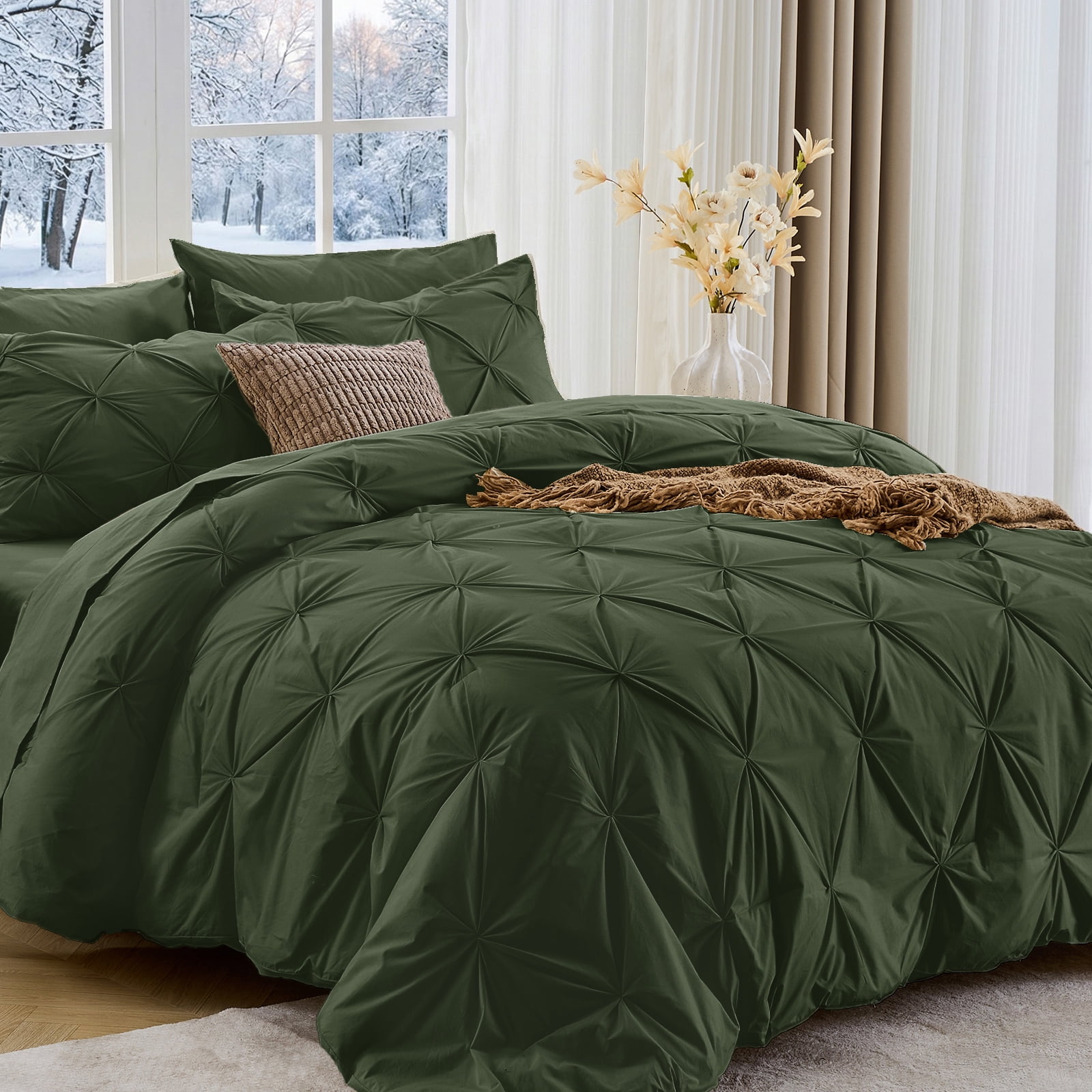 Sasttie 7-Piece Pintuck Comforter Set, Bed in a Bag, All-Season Bedding Set - King / Dark Green