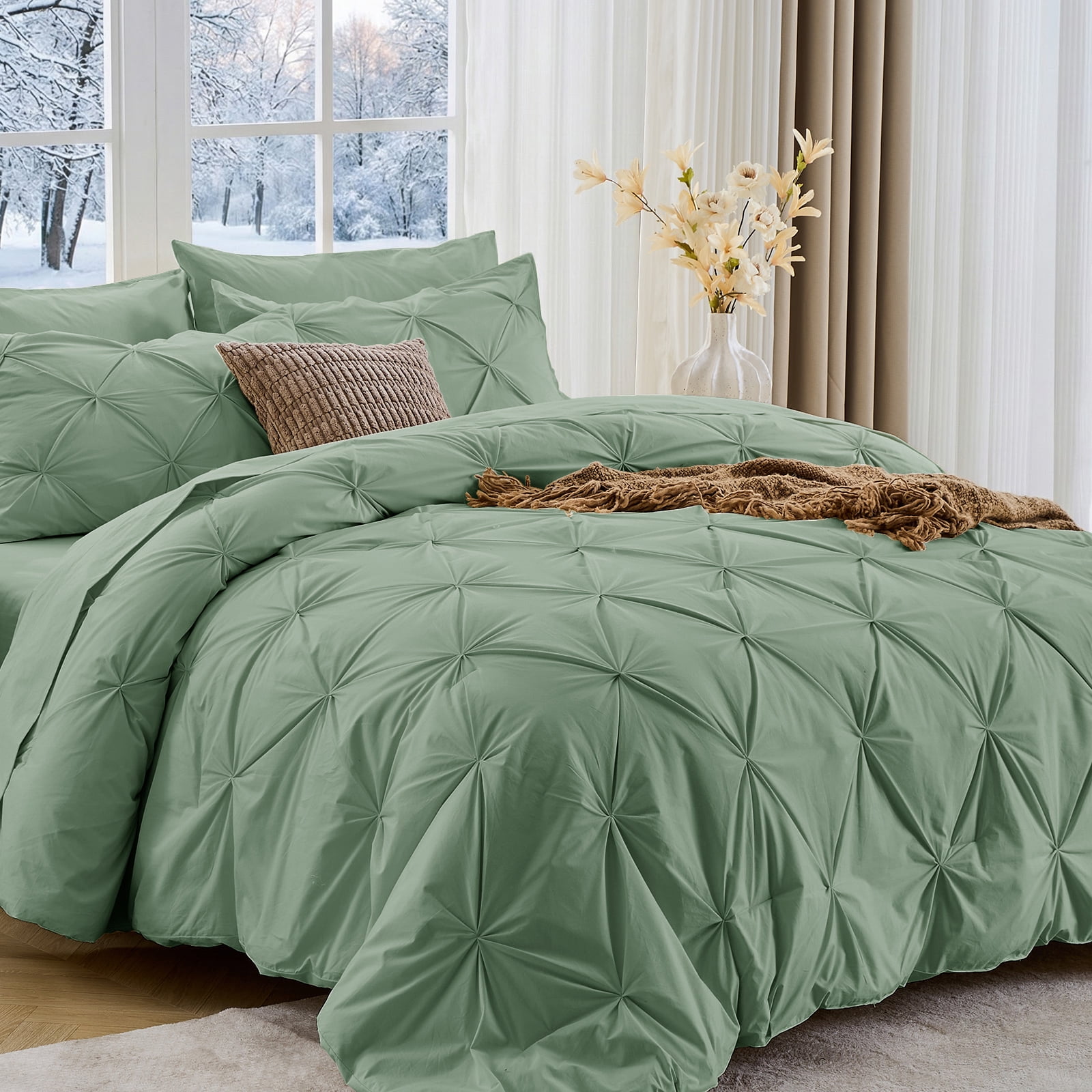Sasttie 7-Piece Pintuck Comforter Set, Bed in a Bag, All-Season Bedding Set - Queen / Ice Green