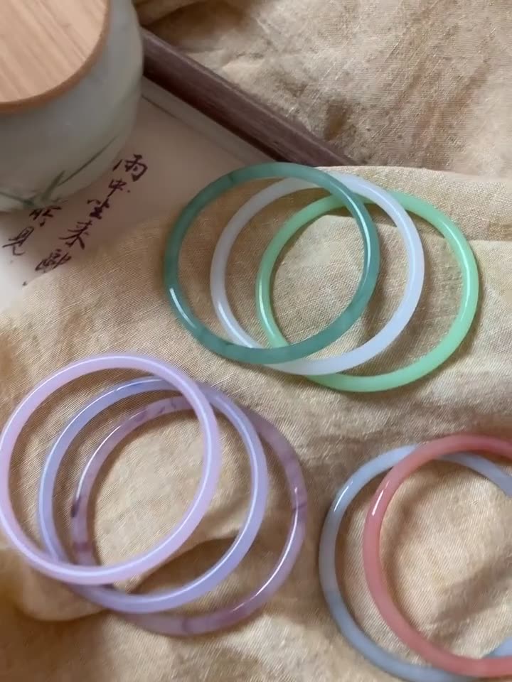 Beautiful colored glass bracelet bag