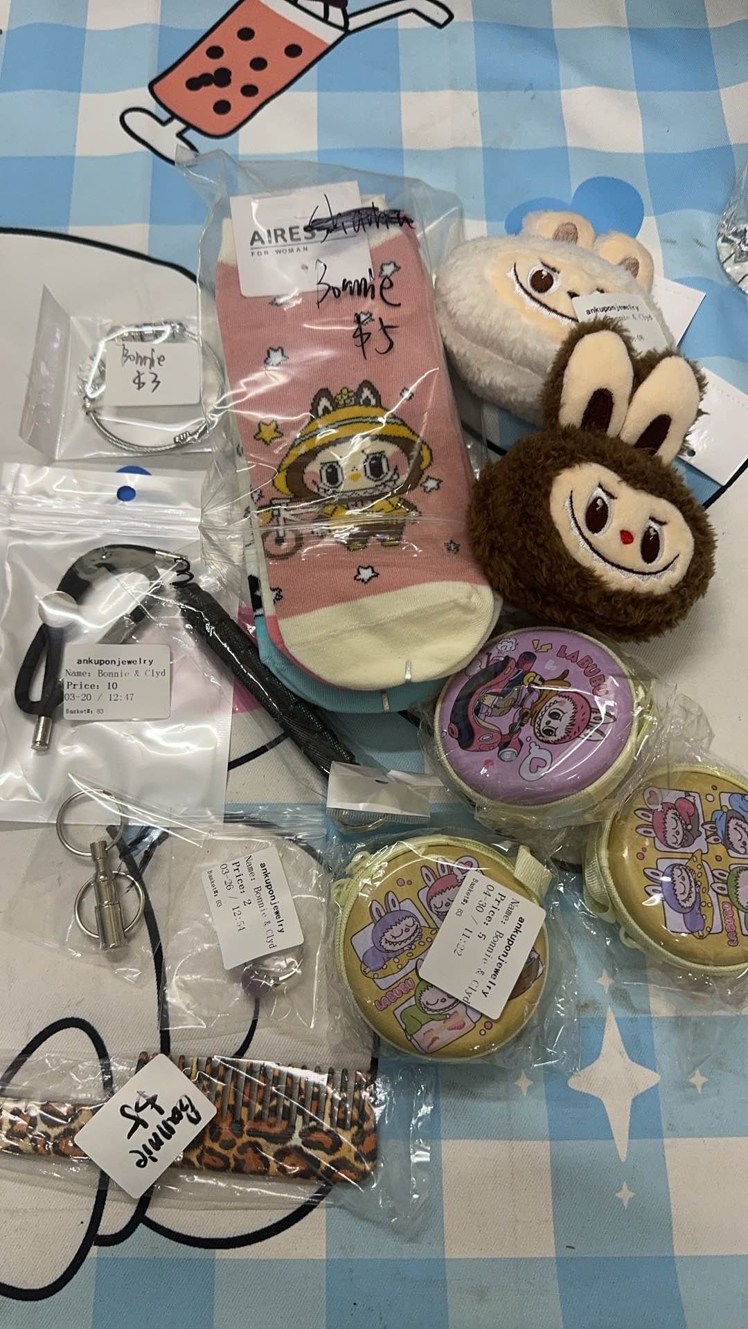 Bonnie     48$+8$   shipping fee  =56$