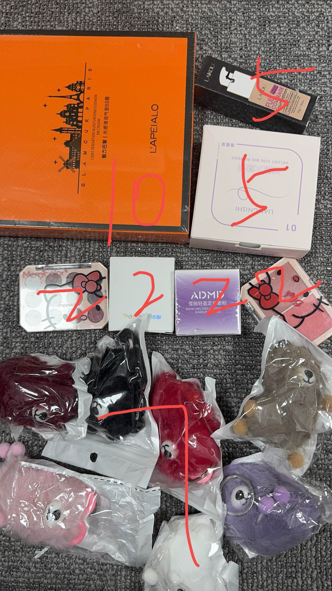 Queen of crystal Victoria $220-$20deposit=$200