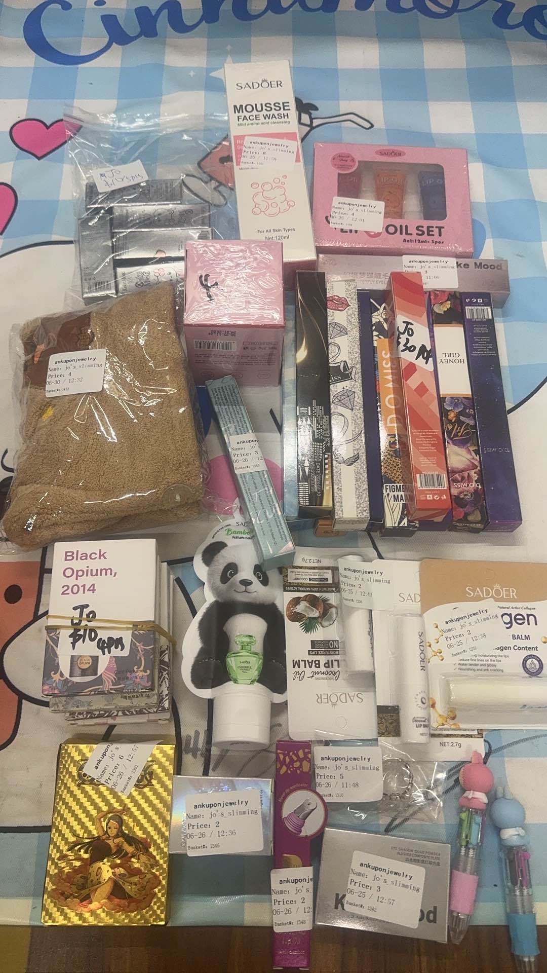 Jo wales $124-$20depoist +$3=$107+111$=218$+71$=289$+54$=343$+252$=595$+$160=$755+$106=$861+$103=$905