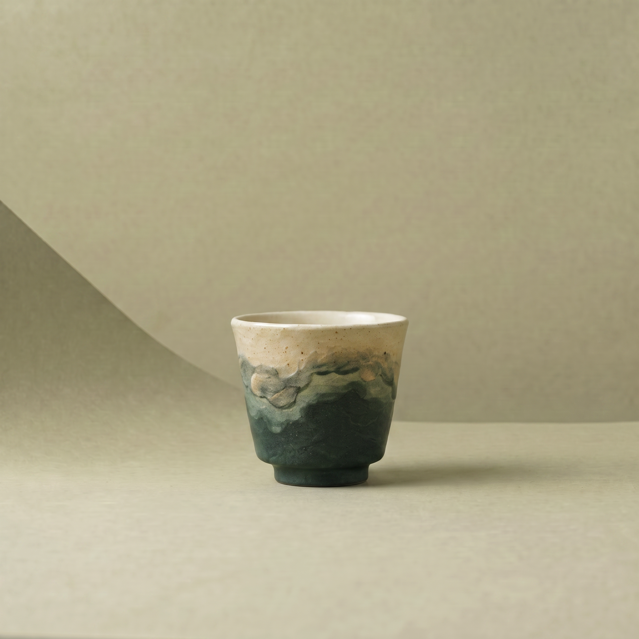 "Lake Veil" – Hand-Thrown Jingdezhen Stoneware Mini Low-Profile Tea Cup