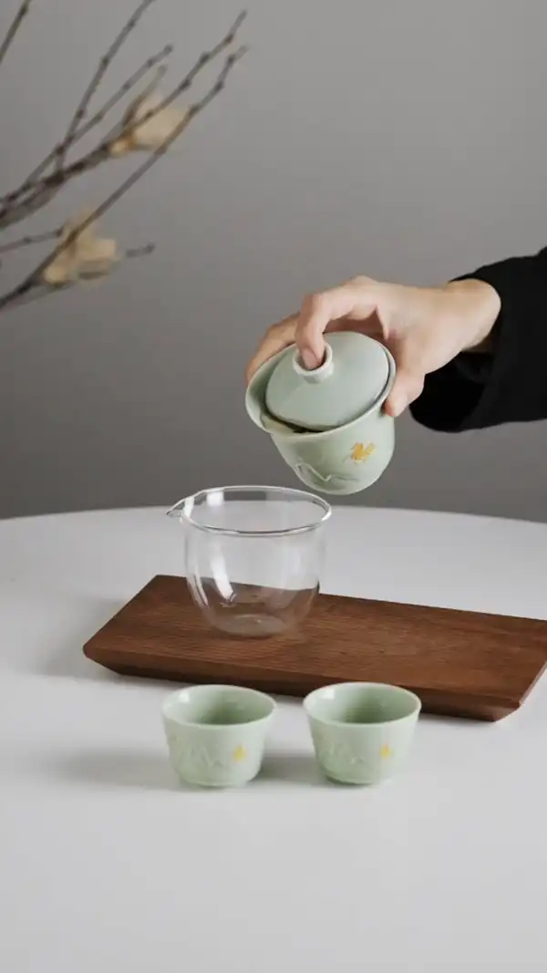 3.mov [video-to-webp output image]