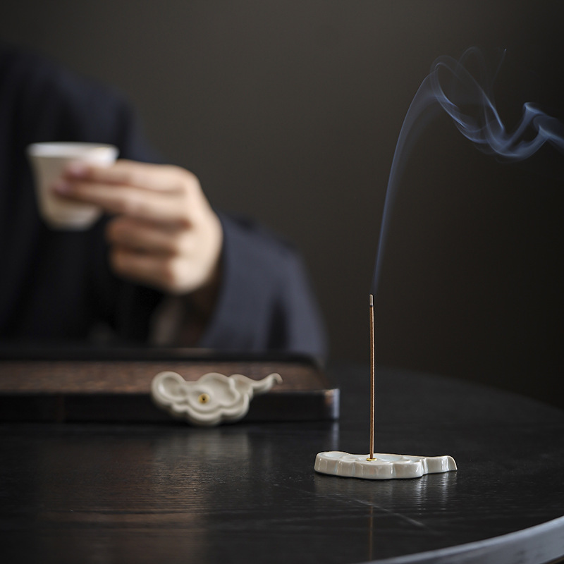 “Auspicious Cloud” - Handmade Antique Style Ceramic Incense Burner/Holder