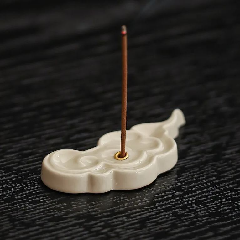 [Buy 1 Get 1 Free]“Auspicious Cloud” - Handmade Antique Style Ceramic Incense Burner/Holder-TeaTsy Official Website