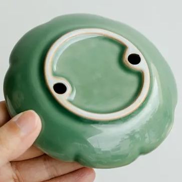 [Buy 1 Get 1 Free]“Auspicious Cloud” - Antique Style Yue Kiln Celadon Incense Burner/Holder-TeaTsy Official Website
