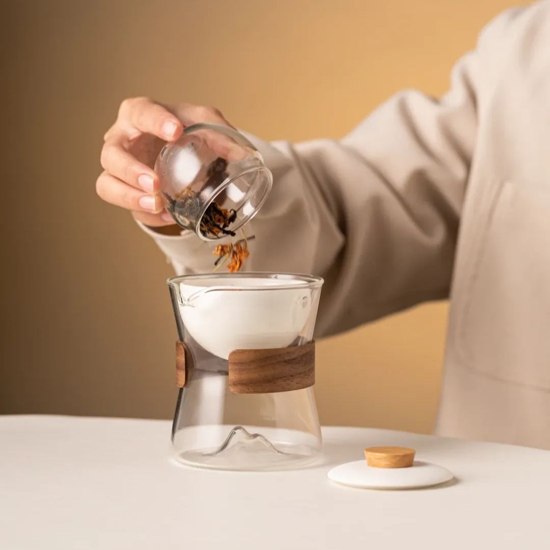 “Vortex Jingmai” - Heat-Resistant Glass Handled Teapot with Rotating Strainer Travel Set-TeaTsy Official Website