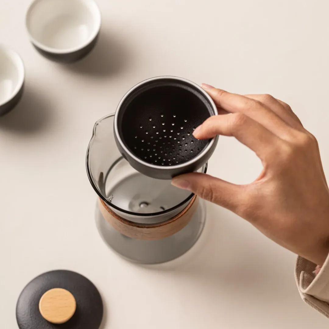 “Vortex Jingmai” - Heat-Resistant Glass Handled Teapot with Rotating Strainer Travel Set-TeaTsy Official Website