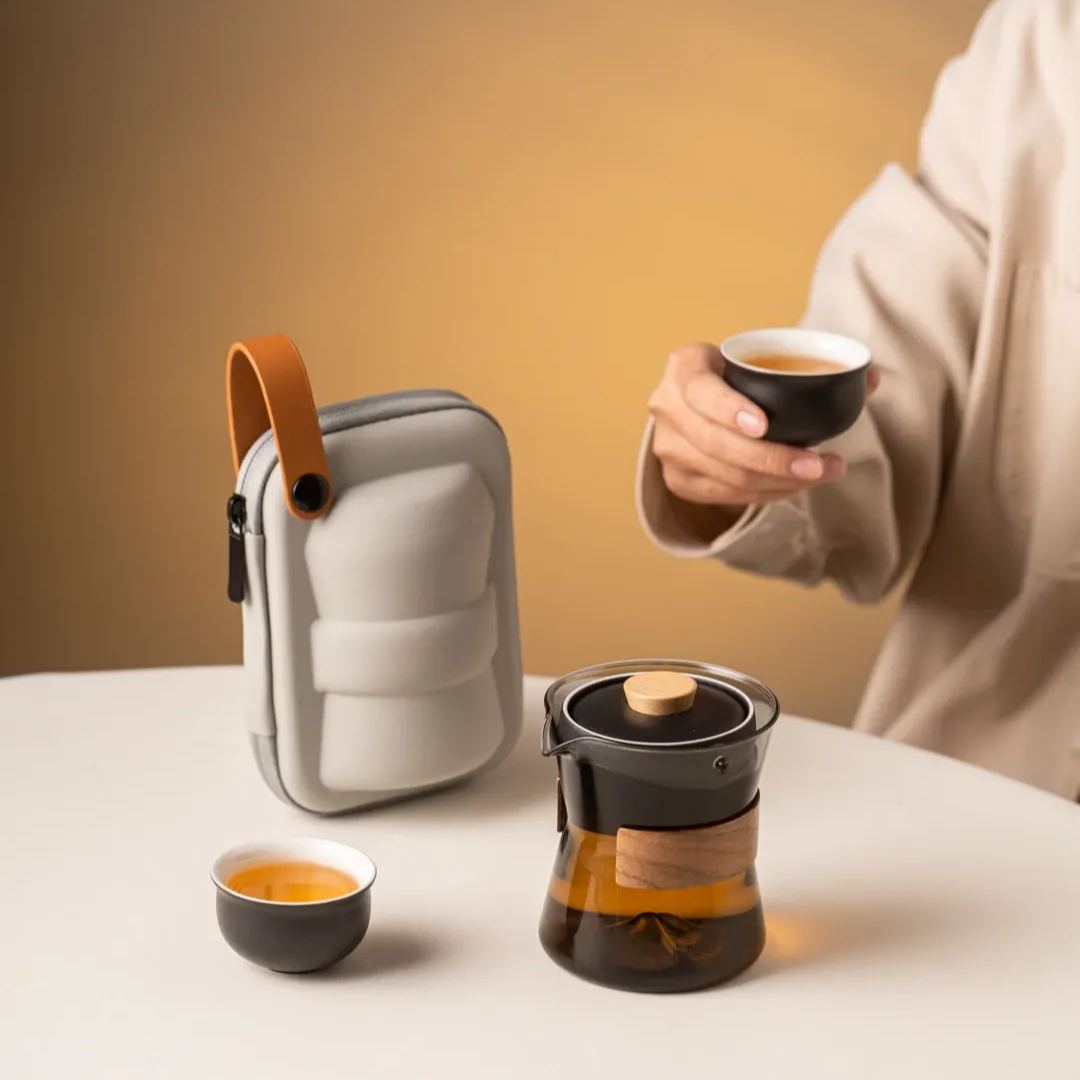 “Vortex Jingmai” - Heat-Resistant Glass Handled Teapot with Rotating Strainer Travel Set-TeaTsy Official Website