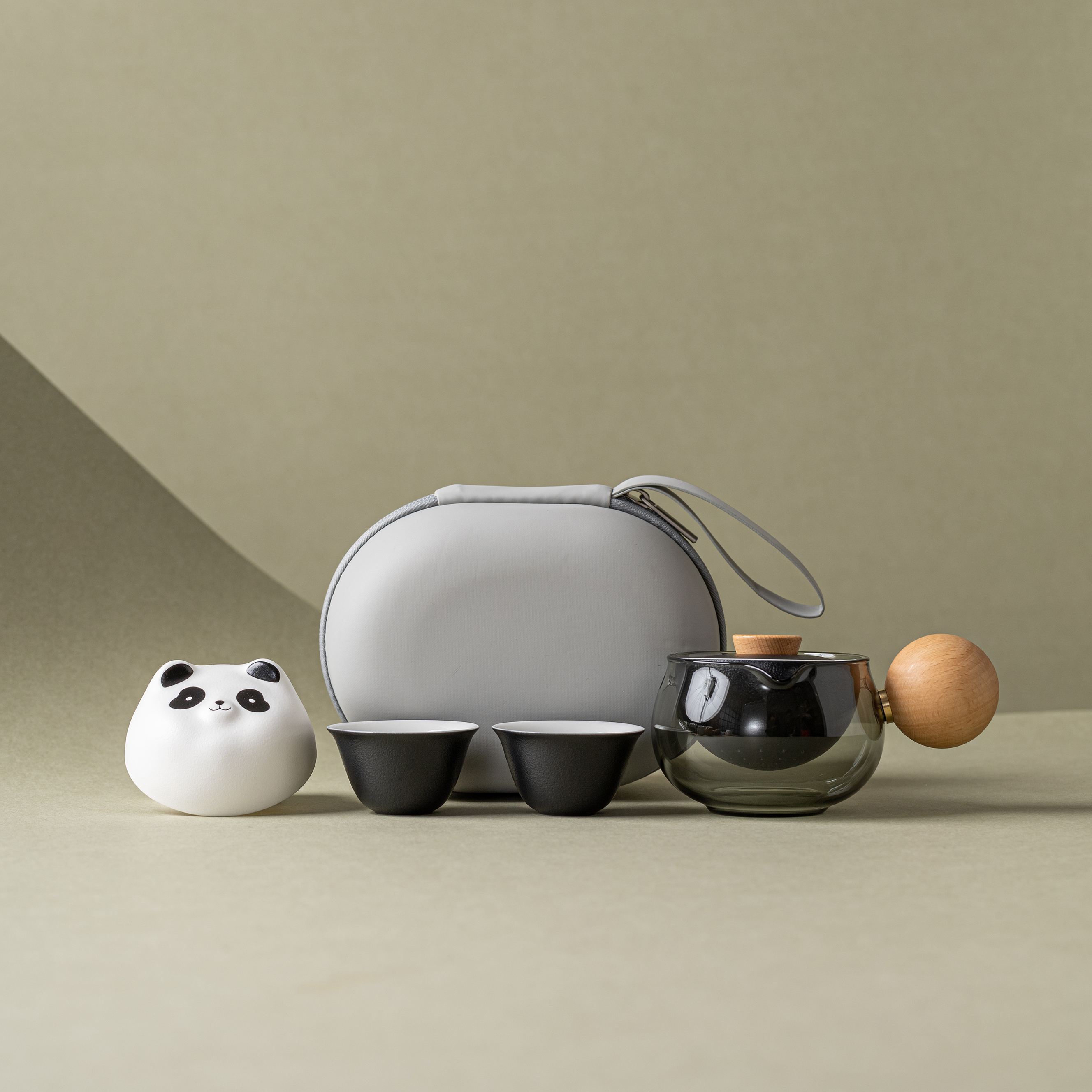 "Panda Pour" - Portable Tea Set With Rotating Strainer-TeaTsy Official Website