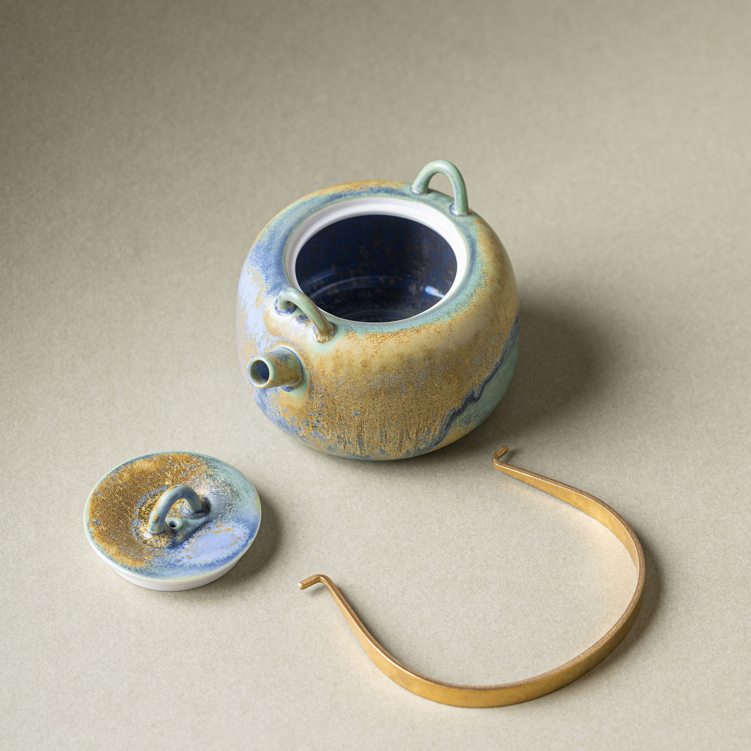 Thousand Miles of Rivers and Mountains/千里江山（Qian Li Jiang Shan - Crystalline Glaze Beam-Handled Teapot-TeaTsy Official Website