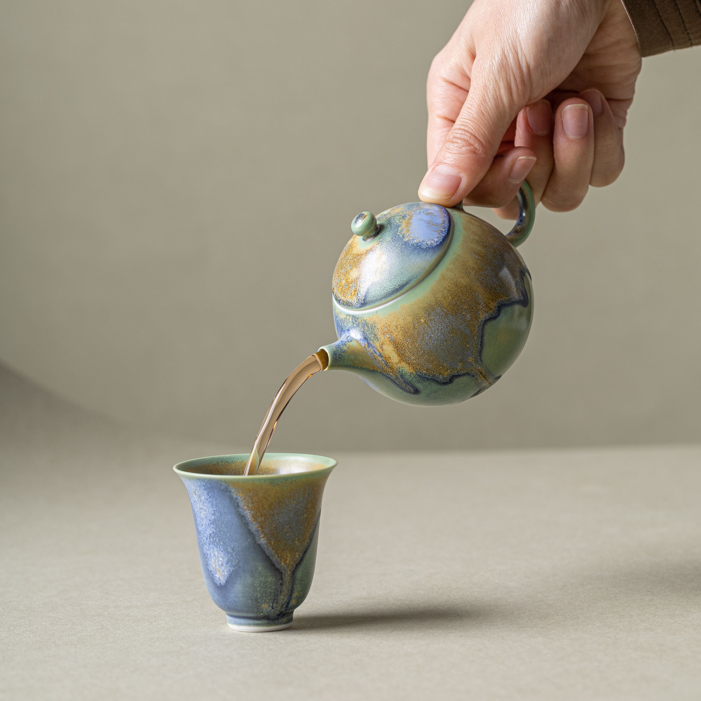 Thousand Miles of Rivers and Mountains/千里江山(Qian Li Jiang Shan) - Crystalline Glaze Glaze Xishi(西施) Teapot-TeaTsy Official Website