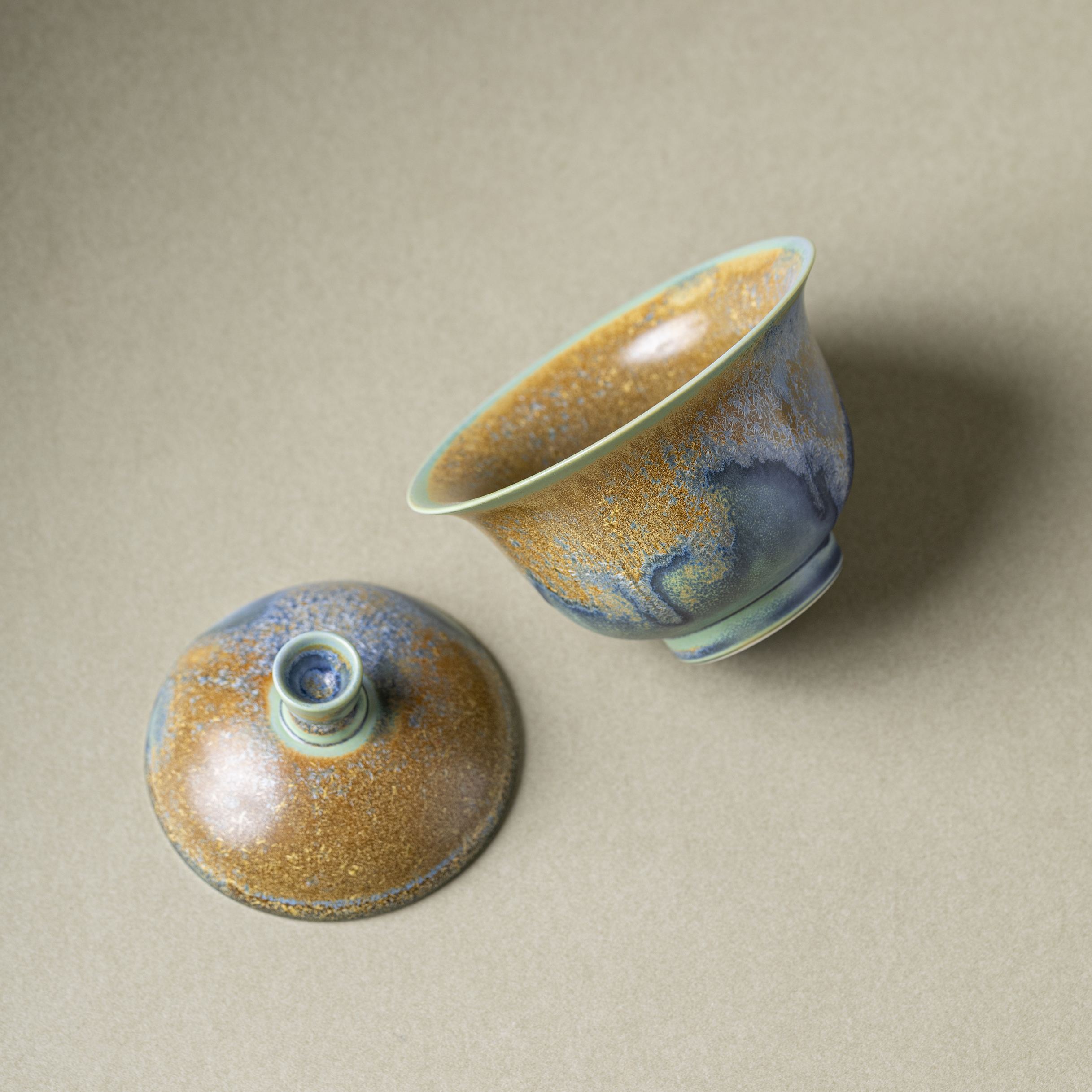 Thousand Miles of Rivers and Mountains/千里江山(Qian Li Jiang Shan) - Crystalline Glaze Gaiwan-TeaTsy Official Website