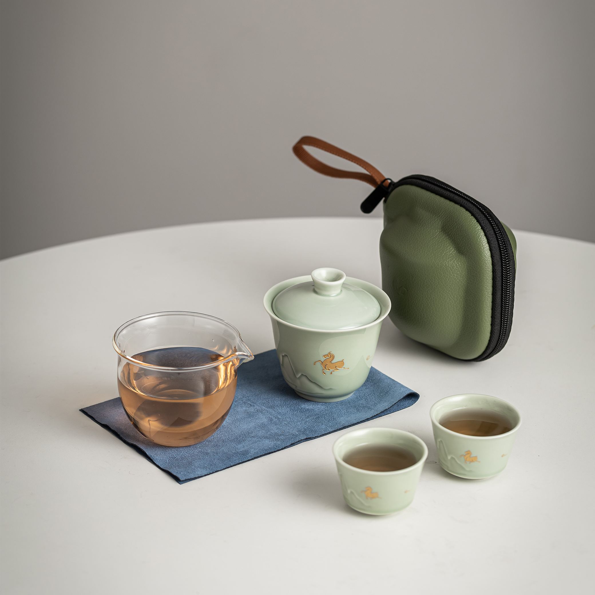 [Copy]"Jingmai“ Portable Tea Set – Celadon Gaiwan with Cups | Travel Gongfu Tea Set with Case