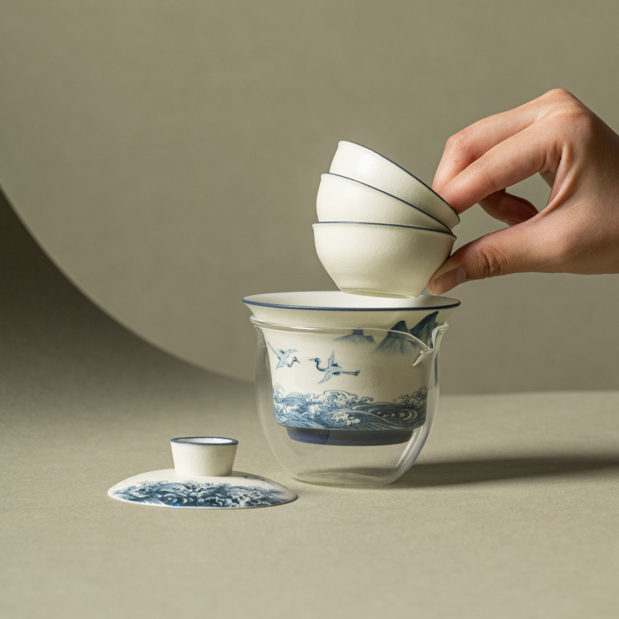 “Crane Drift” - Lid Filter Travel Tea Set
