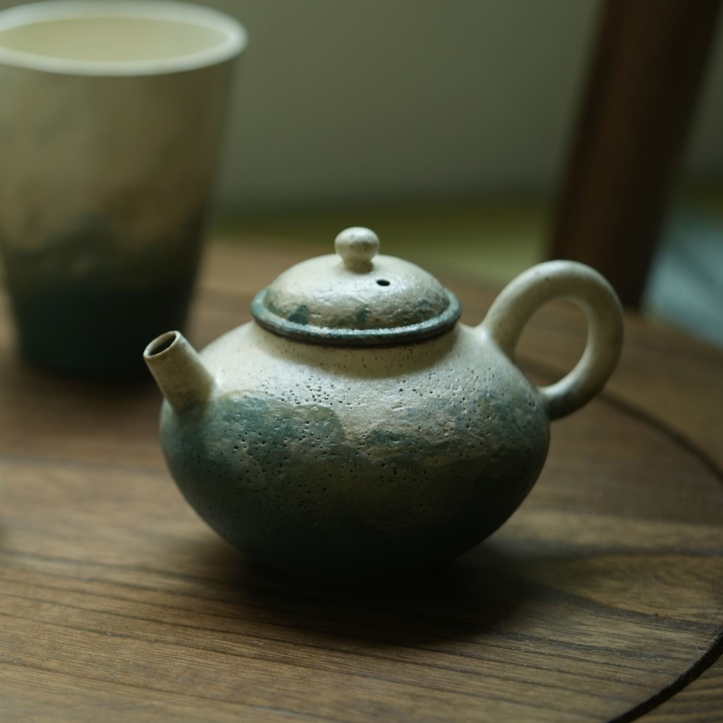 "Lake Veil" - Hand-Thrown Jingdezhen Stoneware Horizontal Teapot