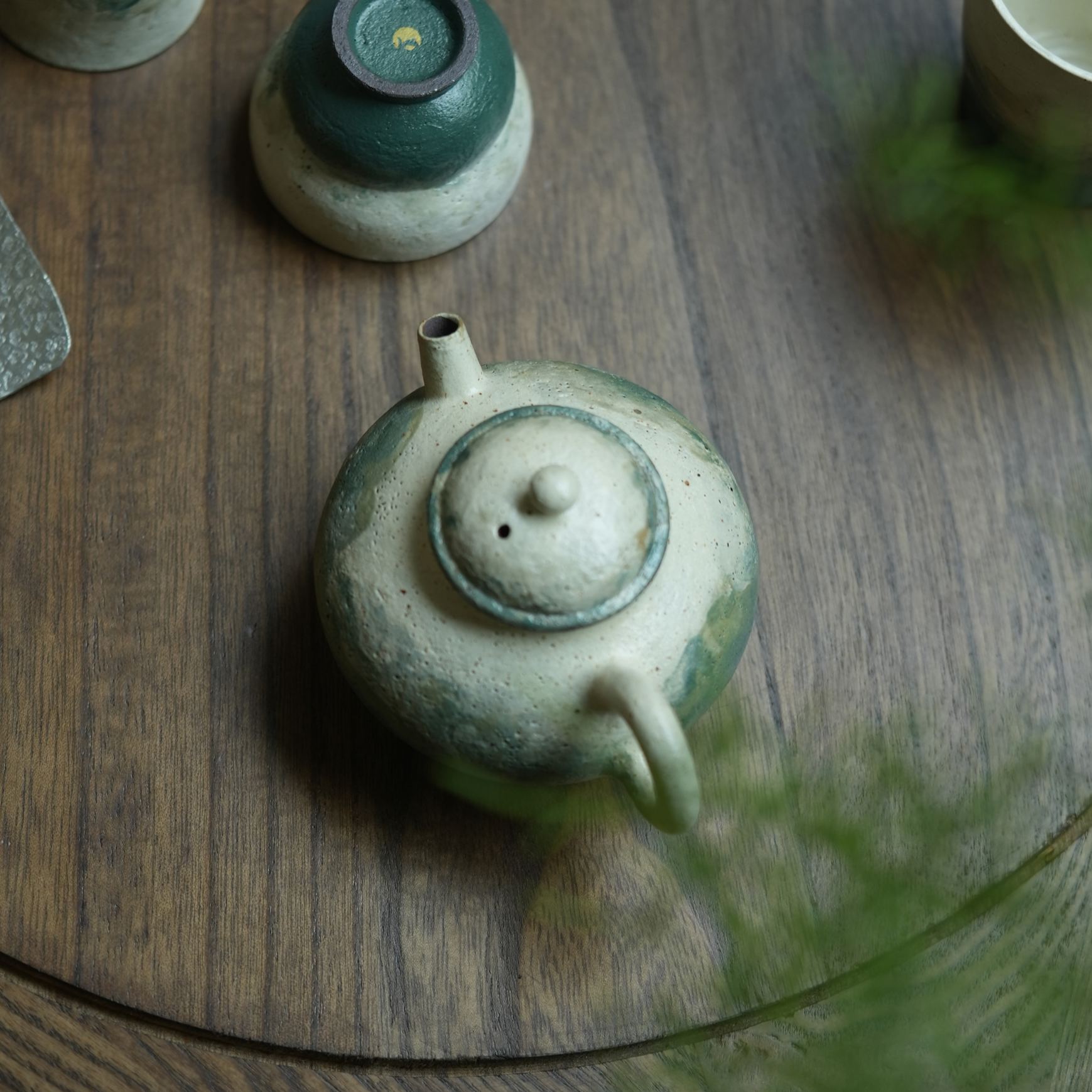 "Lake Veil" - Hand-Thrown Jingdezhen Stoneware Horizontal Teapot