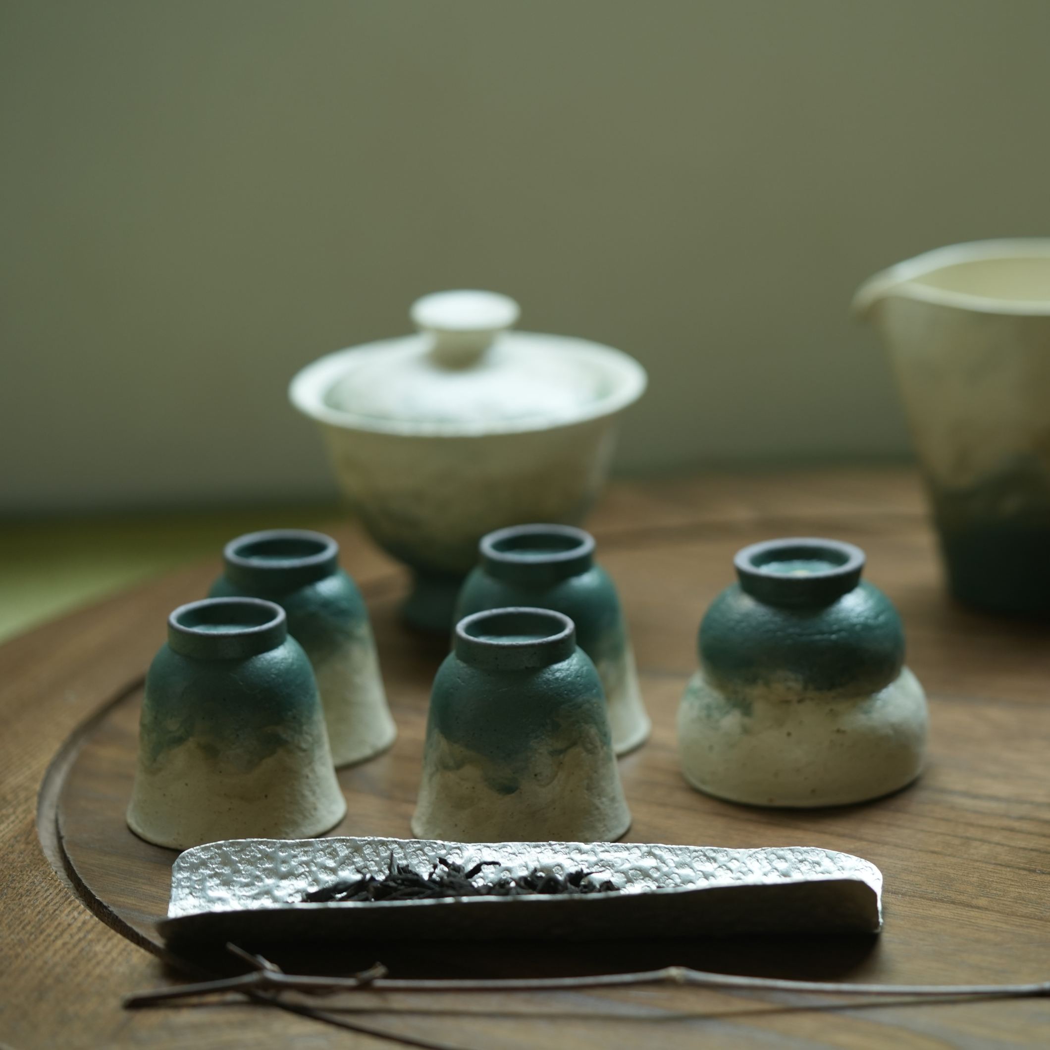 "Lake Veil" - Hand-Thrown Jingdezhen Stoneware Straight Sided Tea Cup