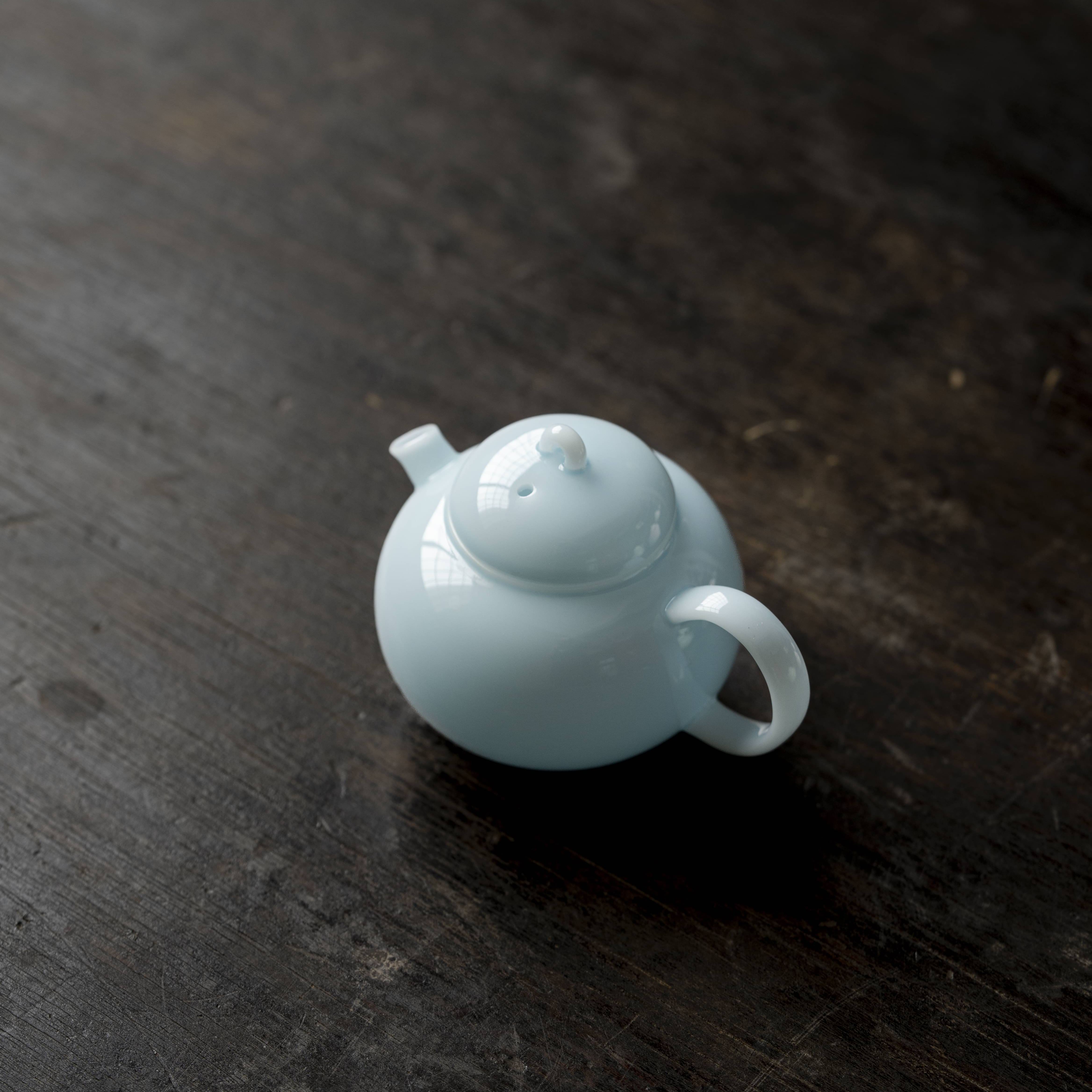 Moonjade – Contemporary Gongfu Teapot
