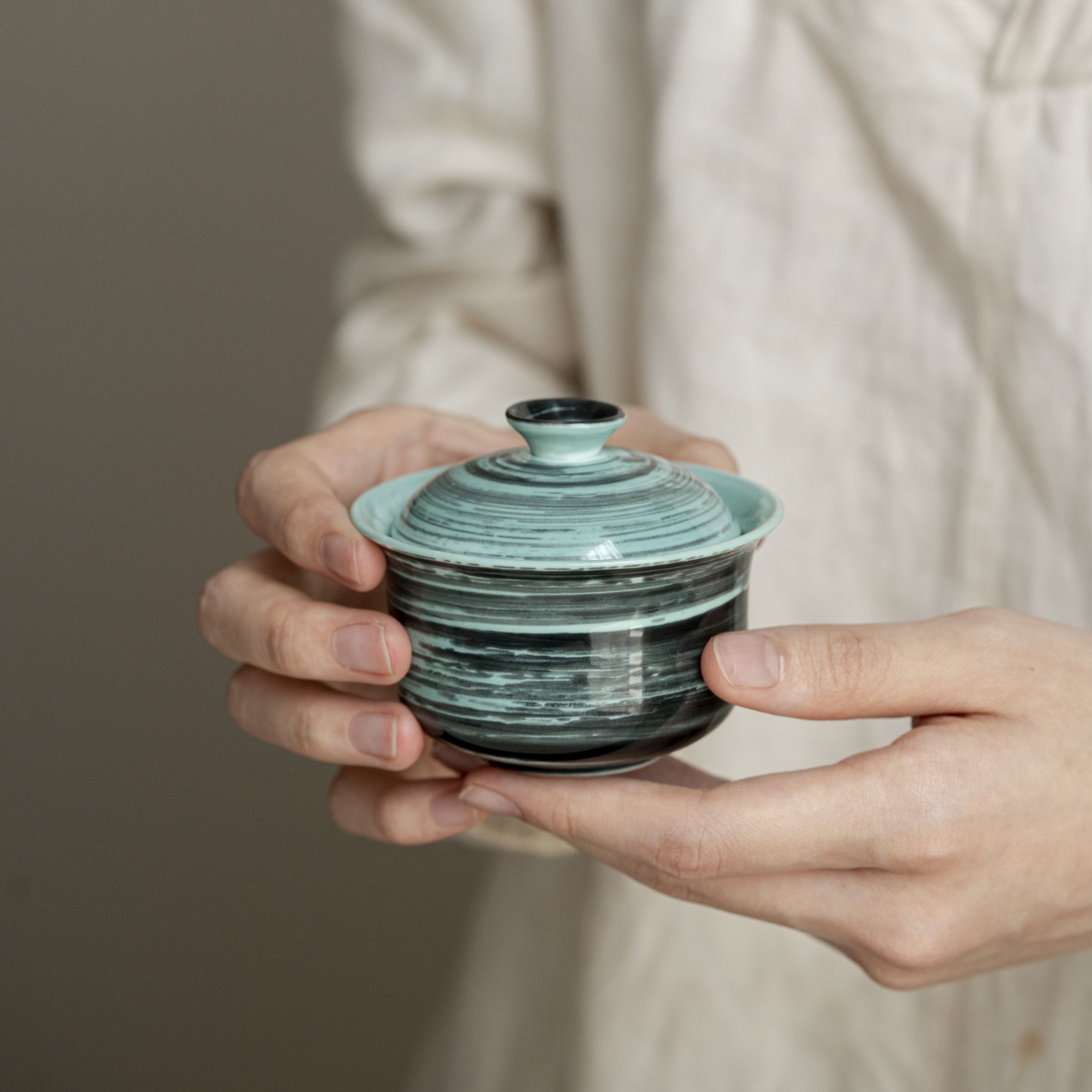 “Ripple” – Hand-Brushed Glaze Natural Texture Tea Set