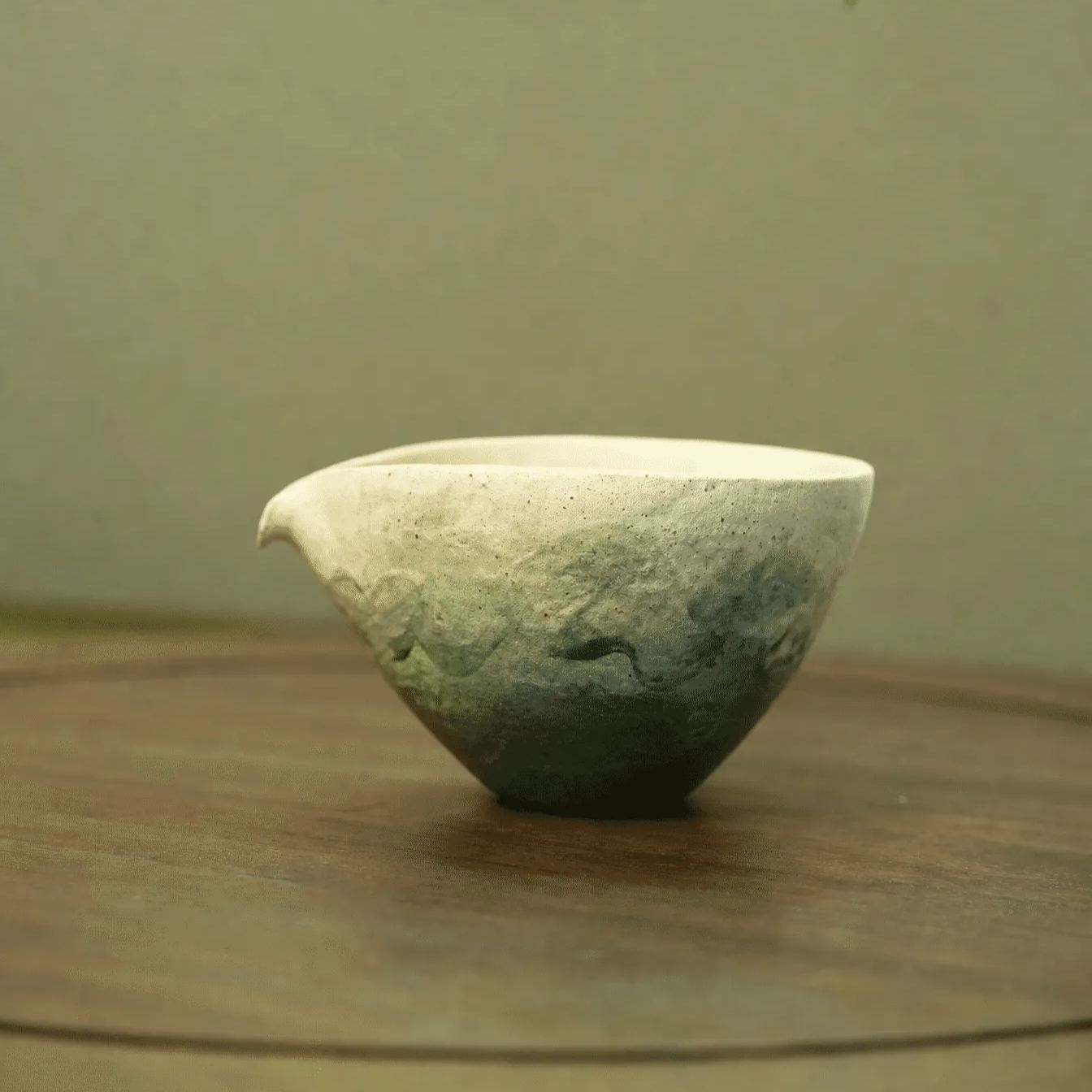 "Lake Veil" - Hand-Thrown Jingdezhen Stoneware Deep Basin Fair Cup