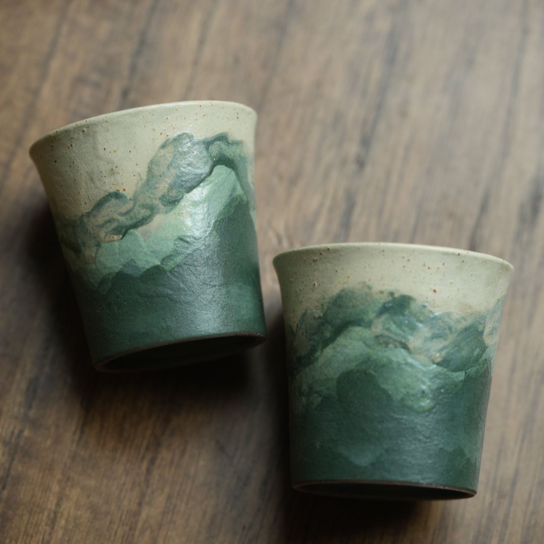 "Lake Veil" – Hand-Thrown Jingdezhen Stoneware Cylindrical Tea Cup