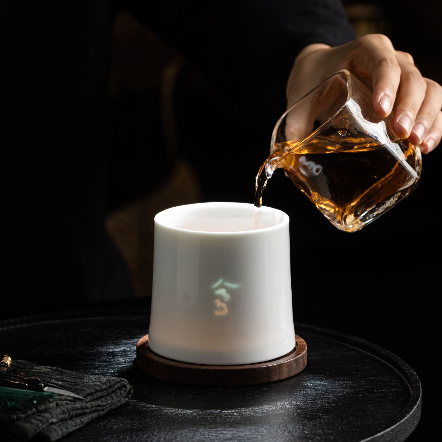 Linglong Rotating Tea Mugs – Complete 4-Design Set