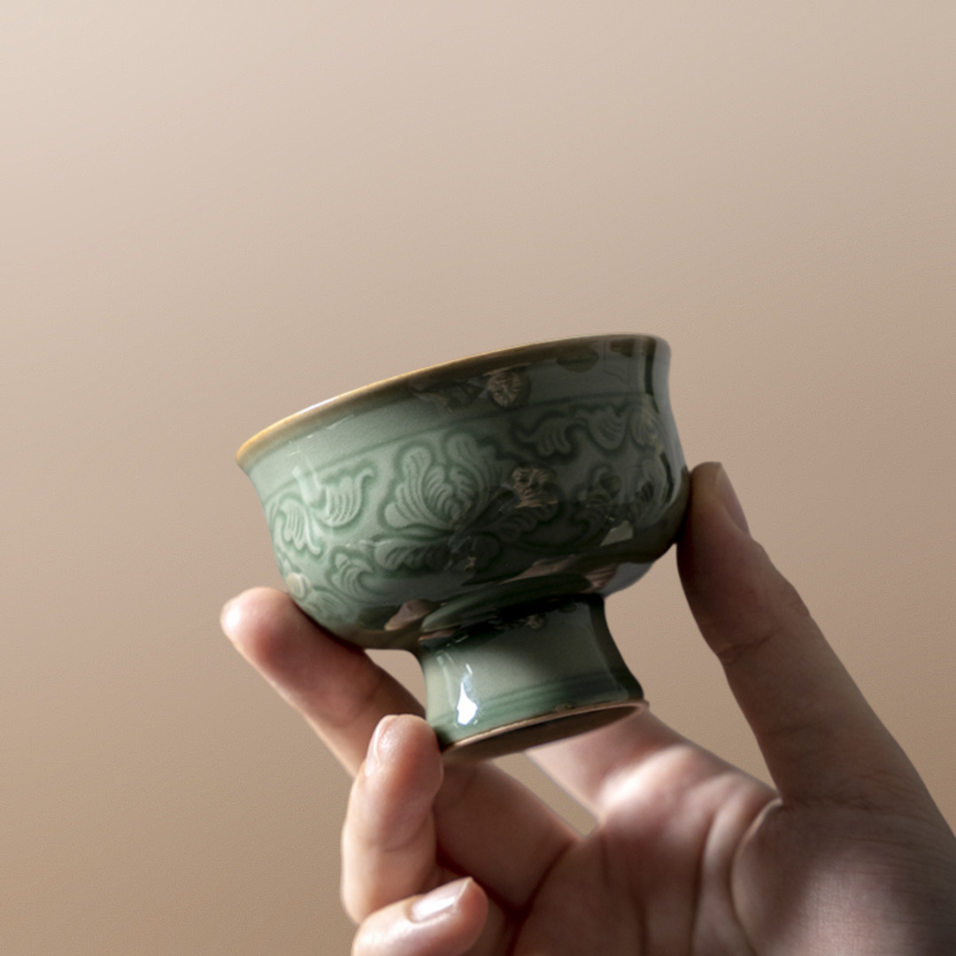 [SALE]Hand-embossed Antique Style Peony Pattern Yue Kiln Celadon Tasting Cup