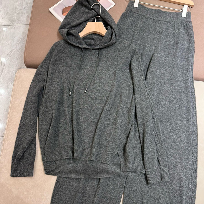 Women Cashmere Two-piece Set P0901