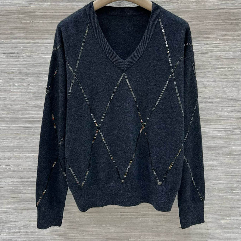 V-neck Long Sleeved Knitted Pullover P0906