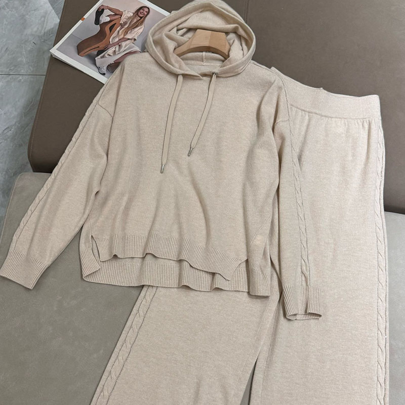 Women Cashmere Two-piece Set P0901