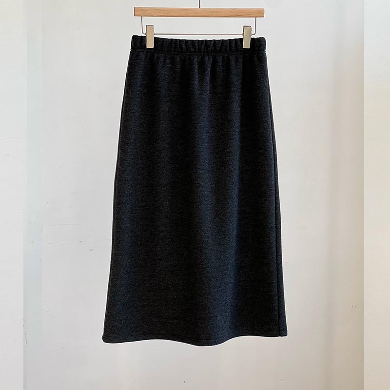Classic Split Back Slim Fit Woolen Skirt  C1276