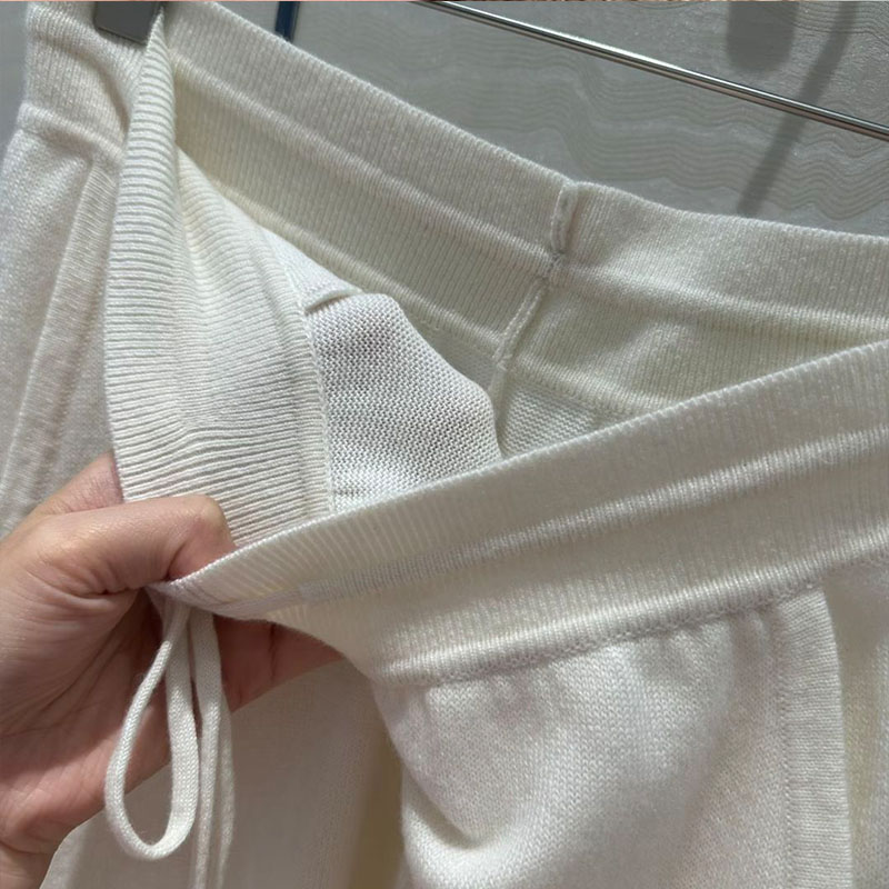  Women's Cashmere Suit C0847