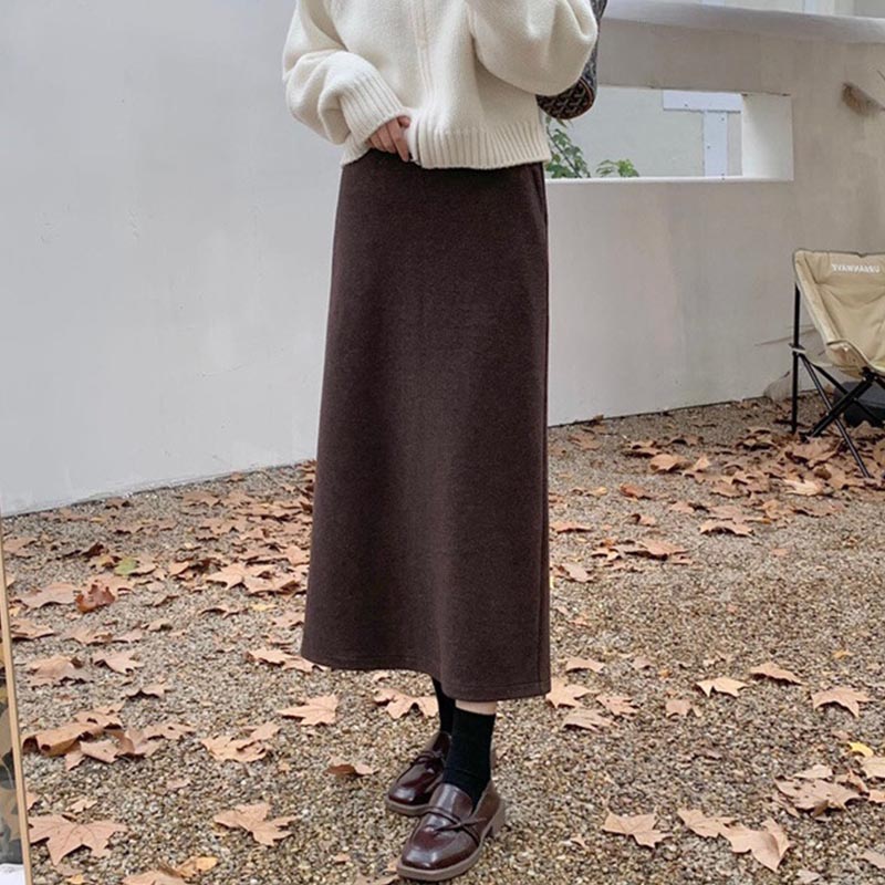 Classic Split Back Slim Fit Woolen Skirt  C1276