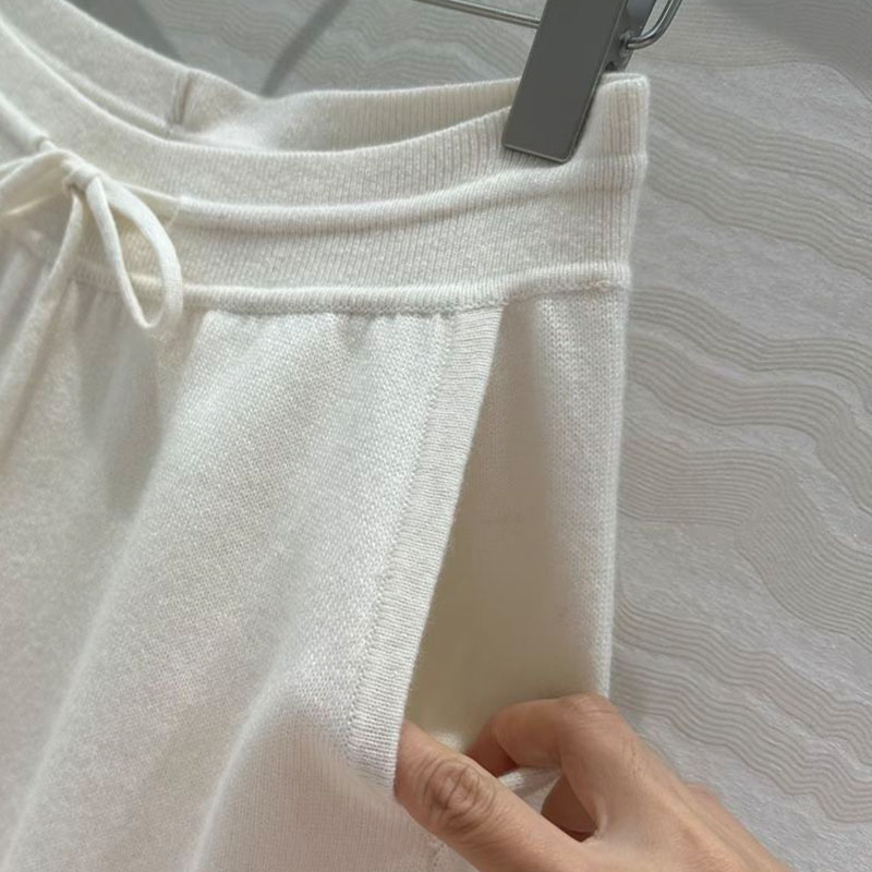  Women's Cashmere Suit C0847