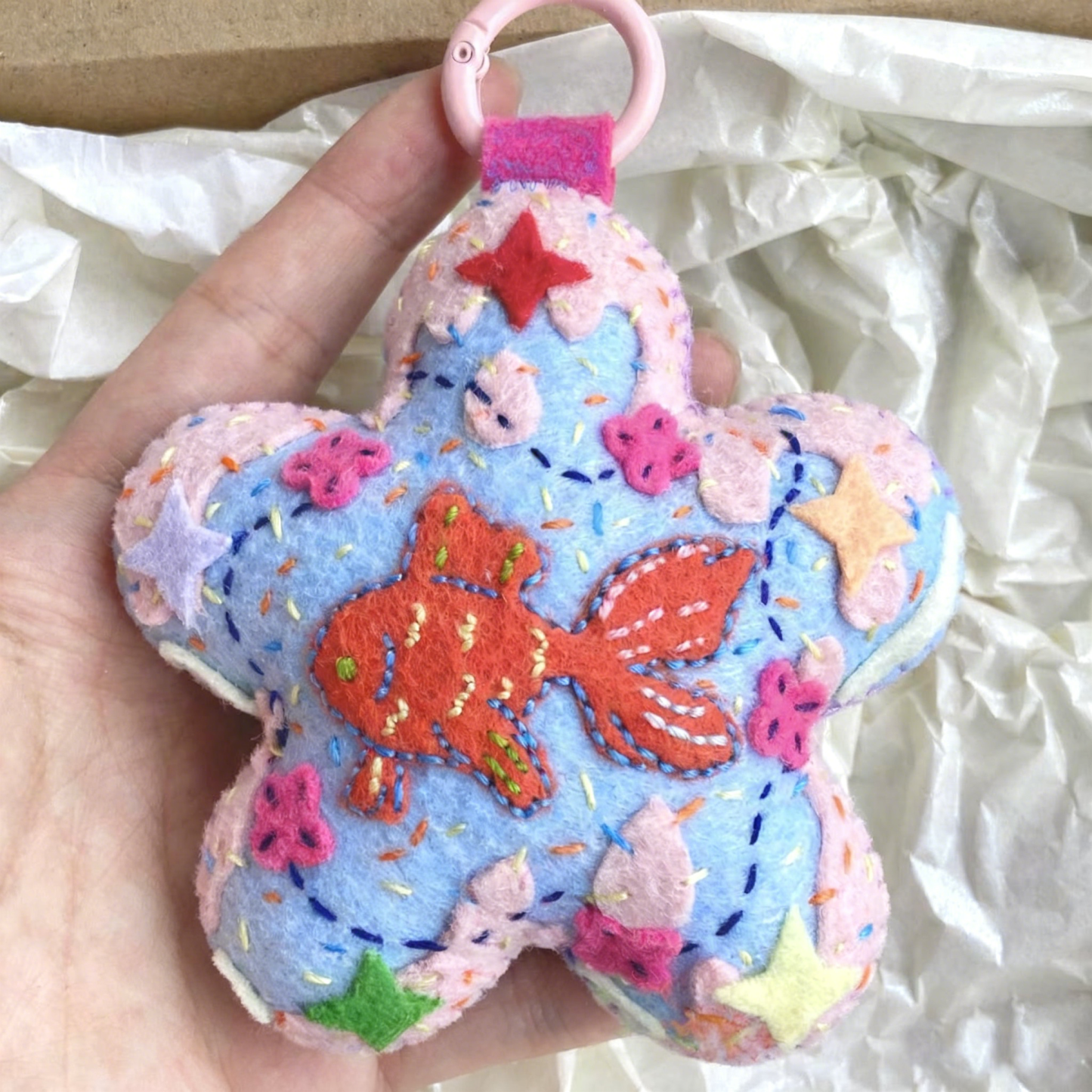 Handmade Non-woven Fabric Star Pet Keychain Cute Unique Pendant