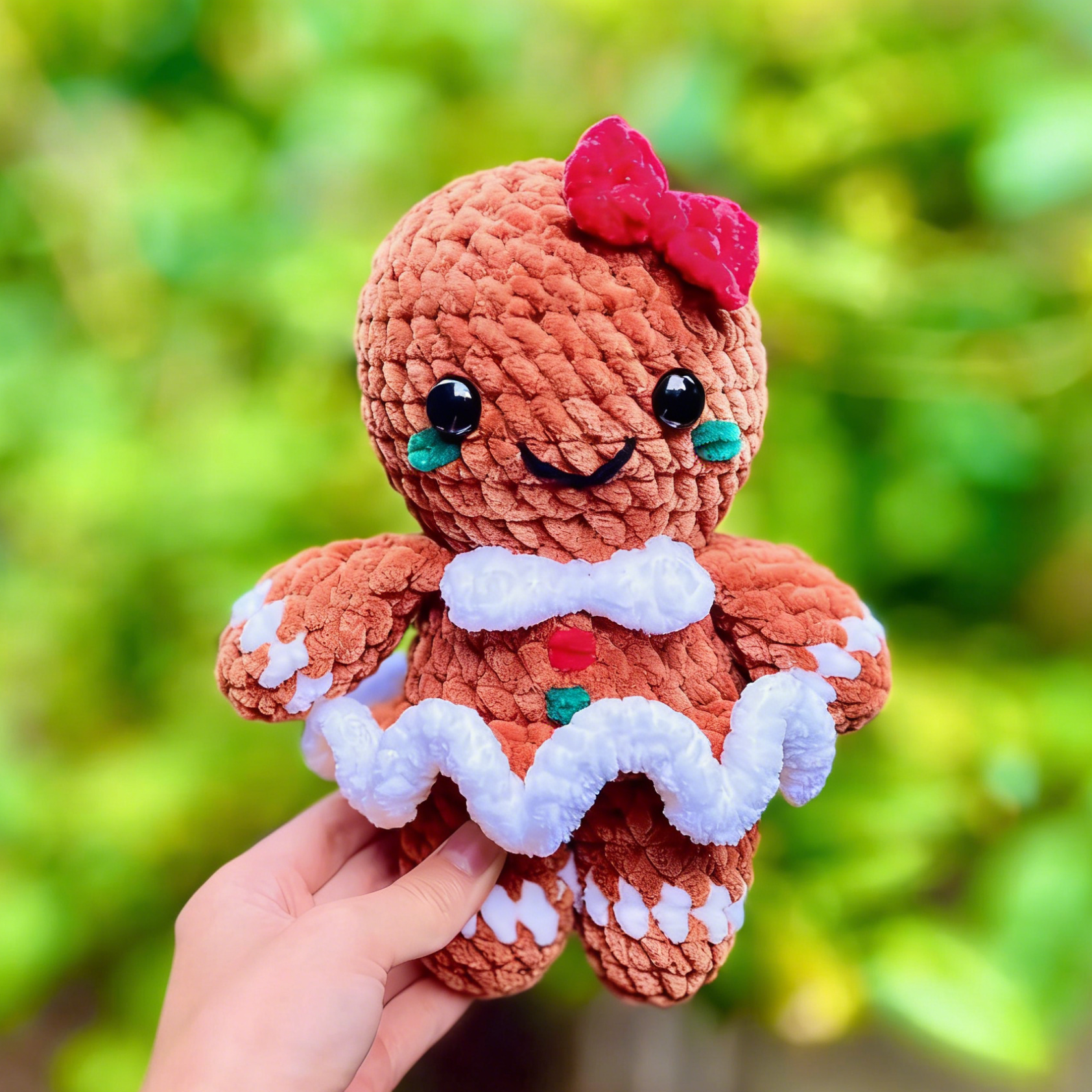 No Sew Gingerbread Man and Woman Crochet Pattern (no sew christmas crochet pattern, gingerbread man crochet pattern, amigurumi gingerbread)