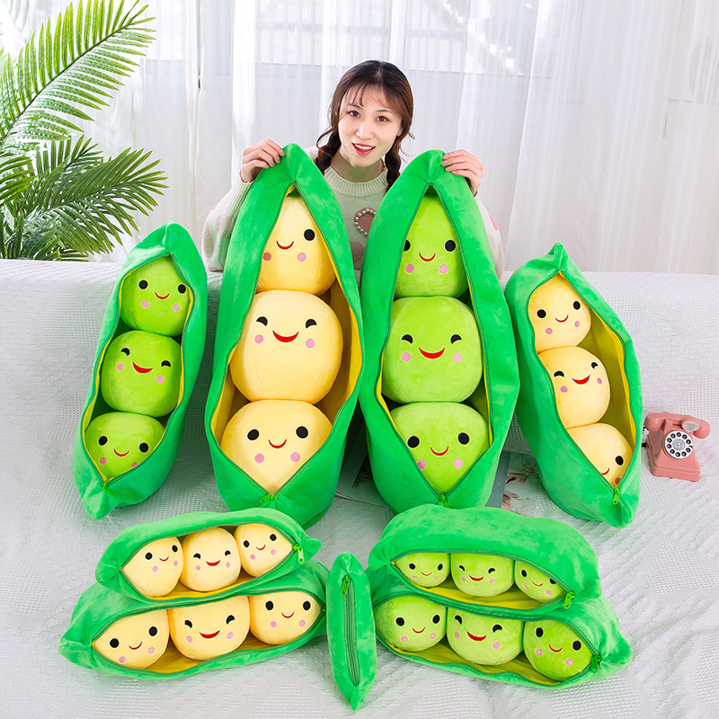 Creative plant pea pillow family photo