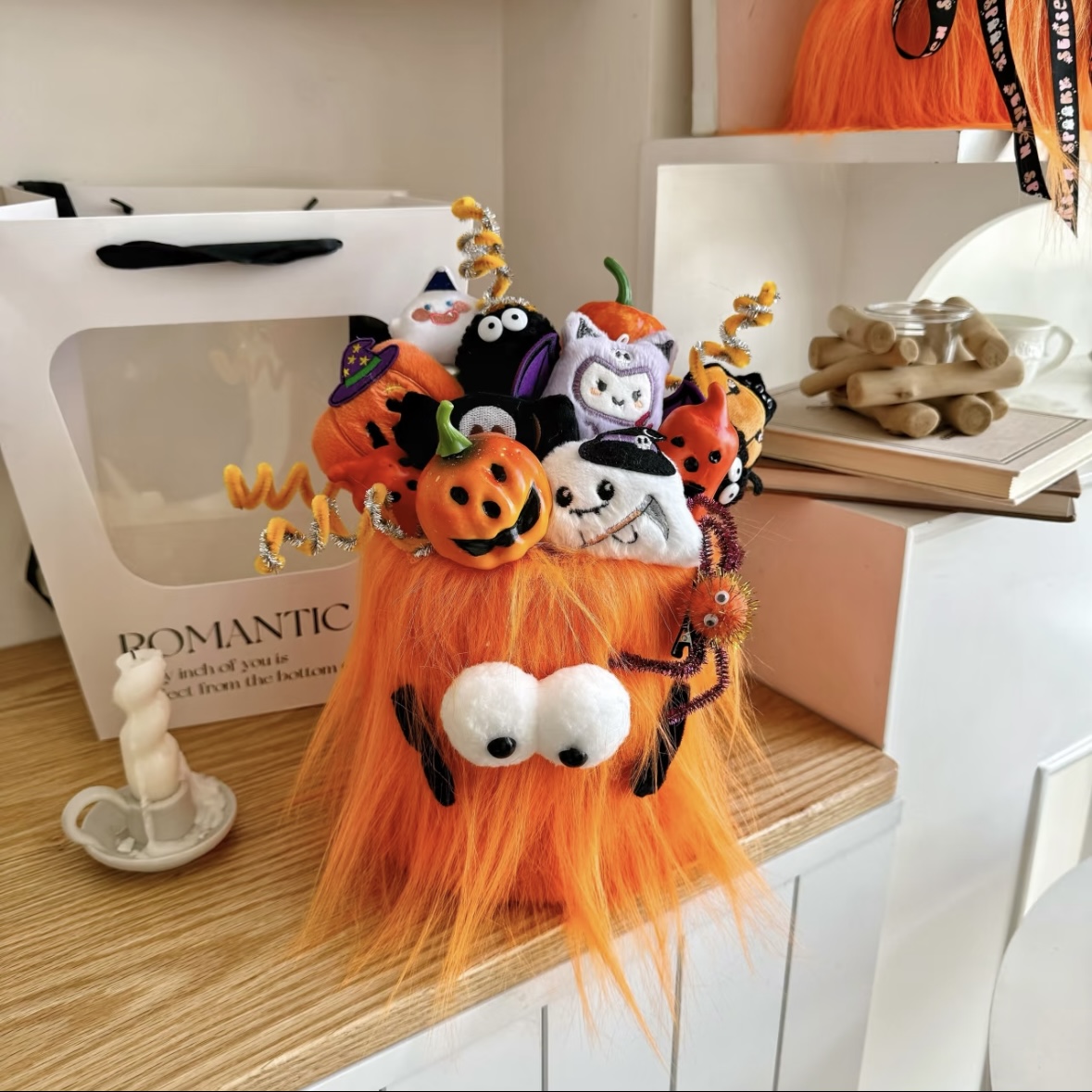 Hug bucket doll bouquet plush toy Halloween weird can be customized