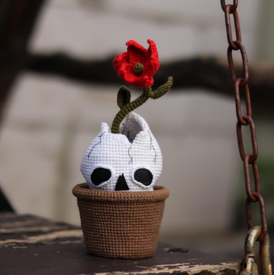 Crochet Skull Halloween PATTERN Amigurumi Flower in skull  Spooky gift Crochet plant DIY Design