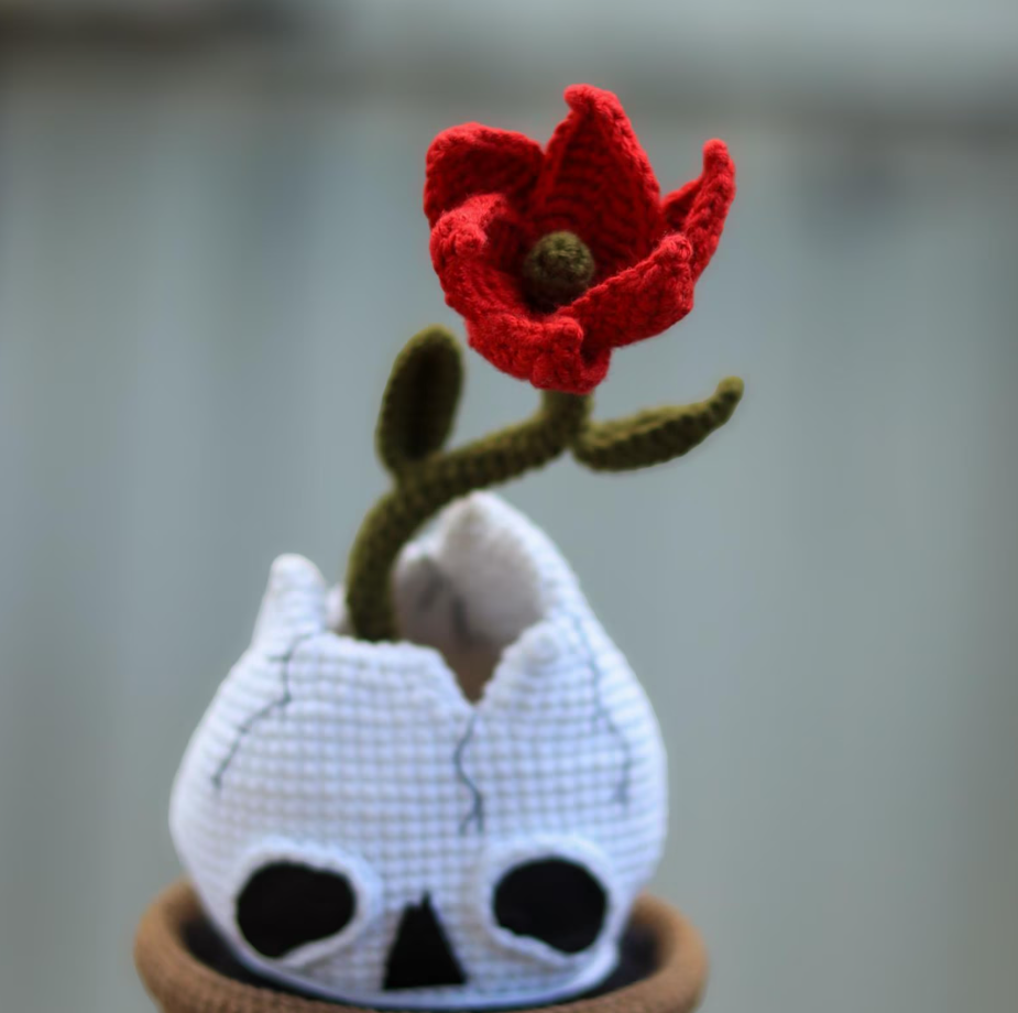 Crochet Skull Halloween PATTERN Amigurumi Flower in skull  Spooky gift Crochet plant DIY Design