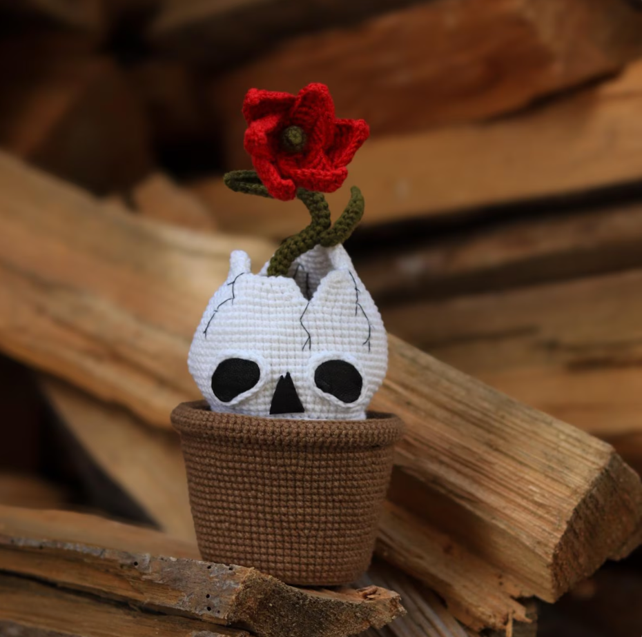 Crochet Skull Halloween PATTERN Amigurumi Flower in skull  Spooky gift Crochet plant DIY Design