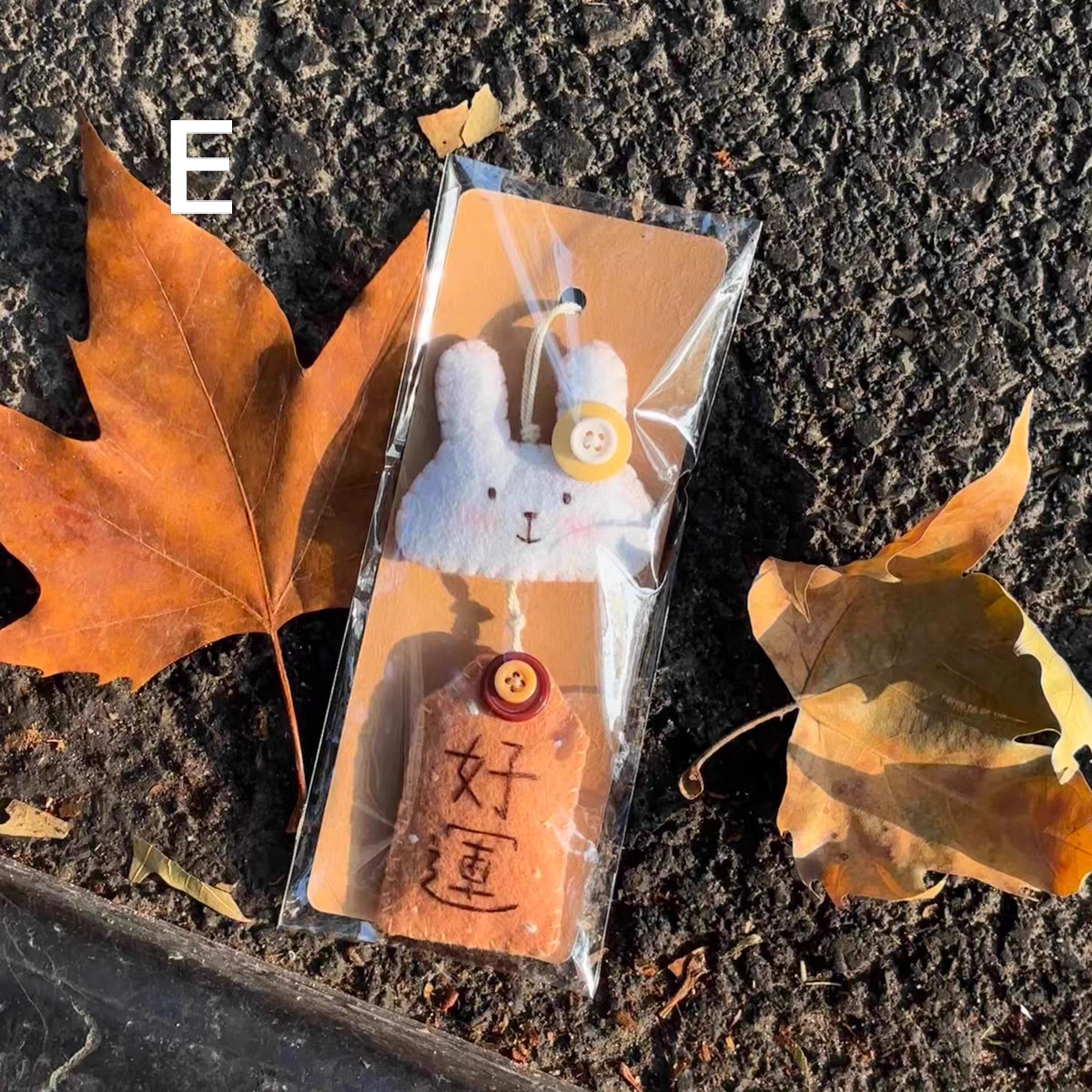 Handmade Felt Animal Charms With Blessing Tags Emotion Doll