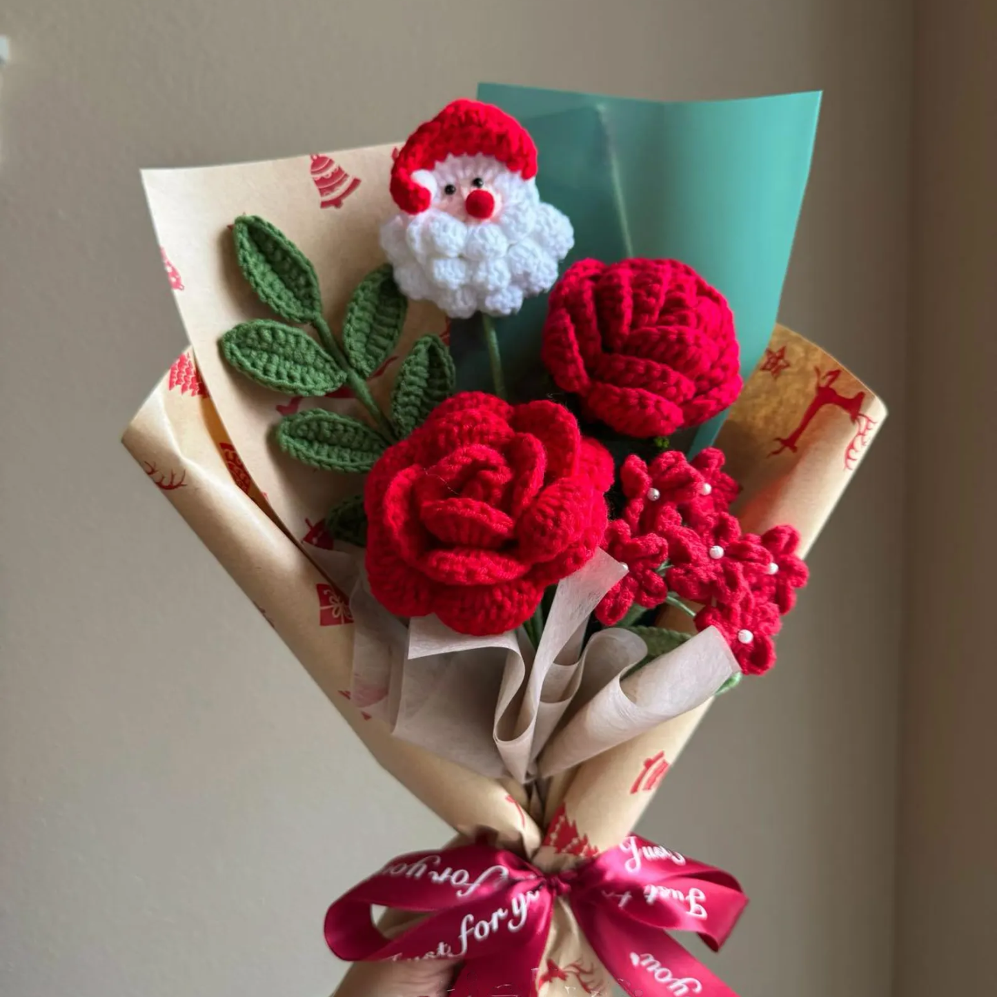 Handmade Crochet Christmas Poinsettia Bouquet: Everlasting Floral Gift