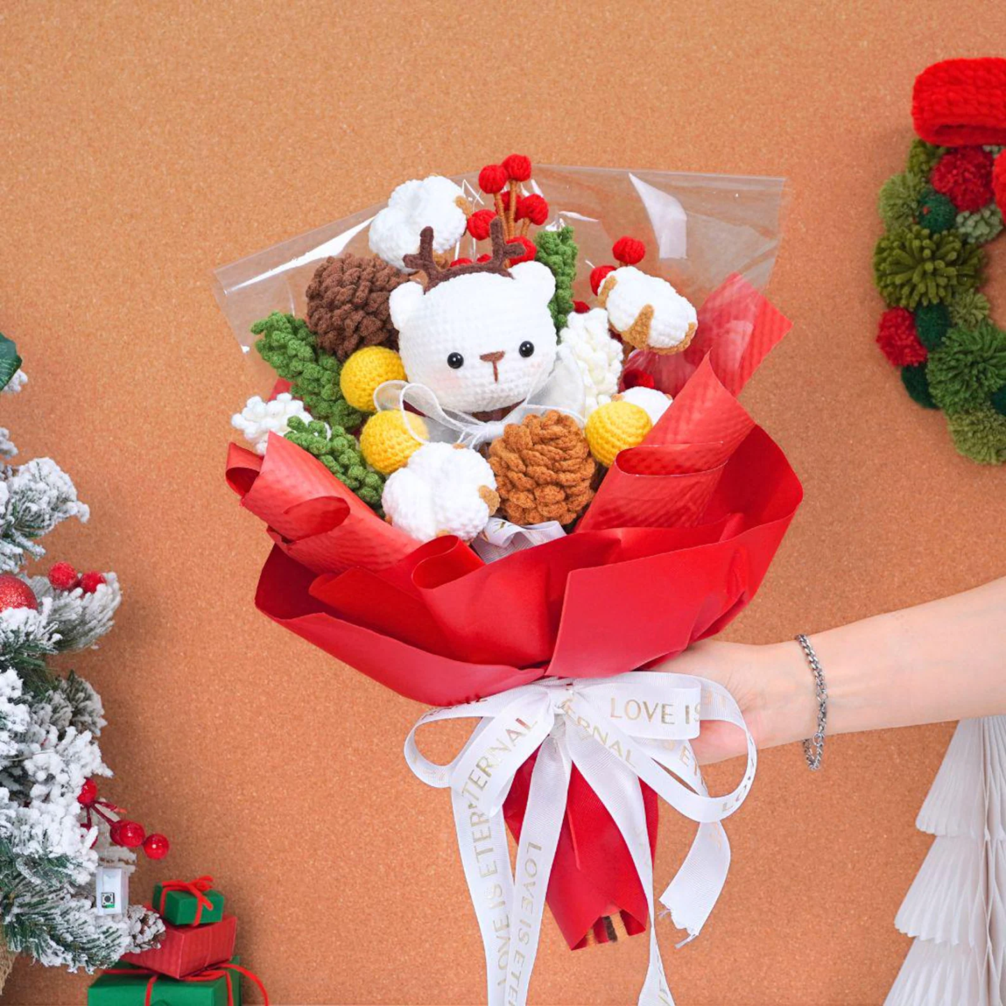 Crochet Flowers Bouquet White Bear Pine Cones Cute Christmas Gift Decor